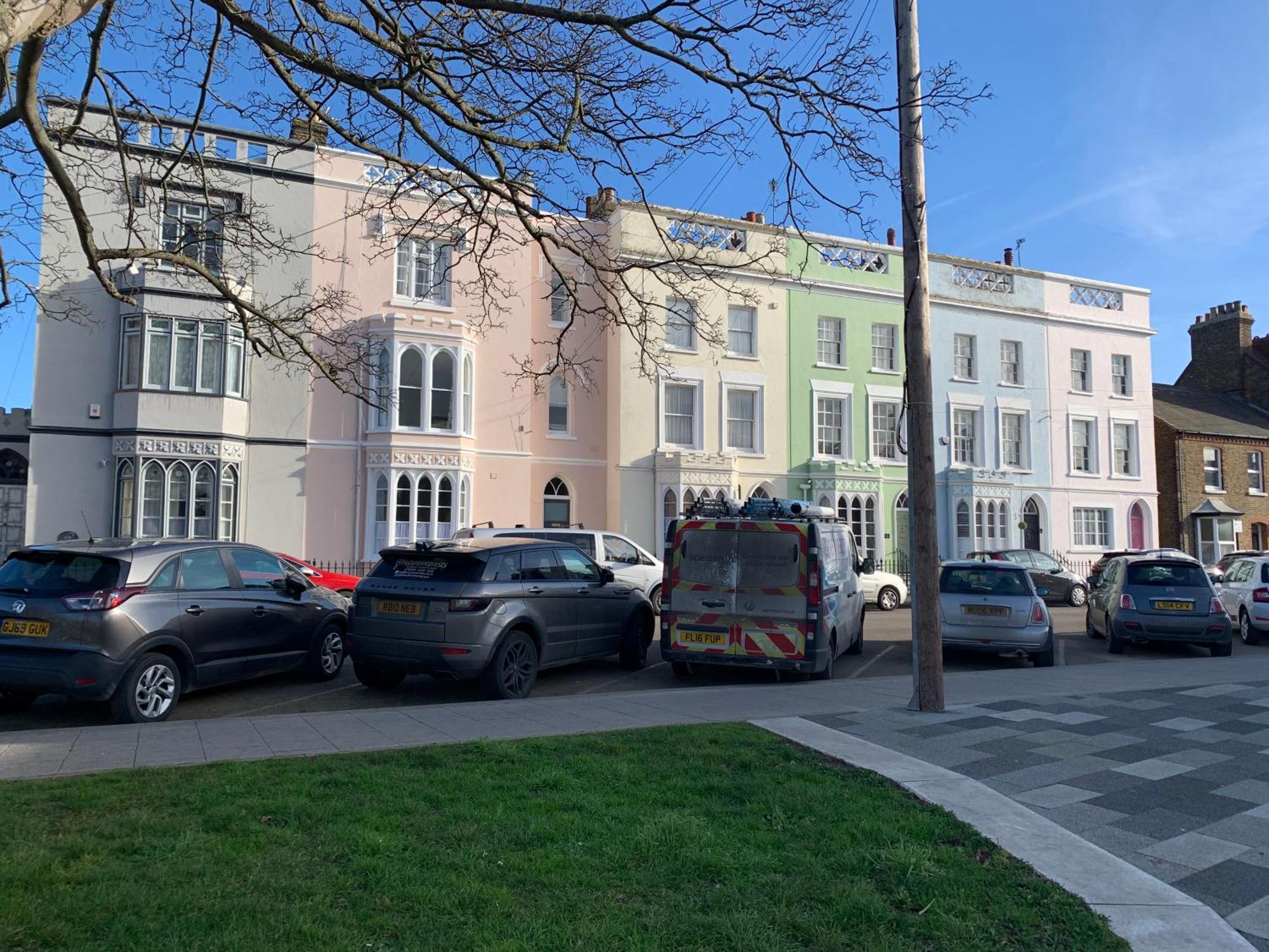 Grand 2 Bed Georgian Apartment At Florence House With King Bed, In The Heart Of Herne Bay & 300M From Beach Eksteriør billede