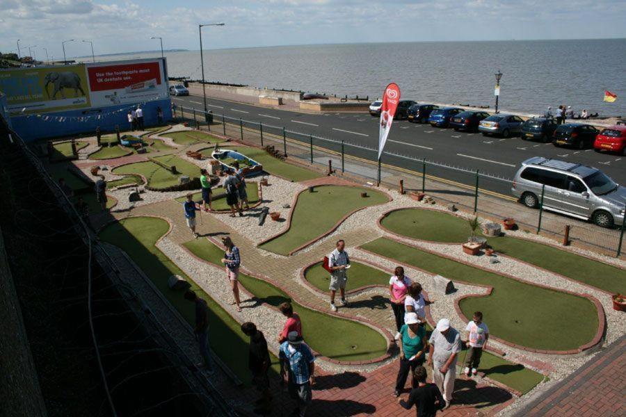 Grand 2 Bed Georgian Apartment At Florence House With King Bed, In The Heart Of Herne Bay & 300M From Beach Eksteriør billede